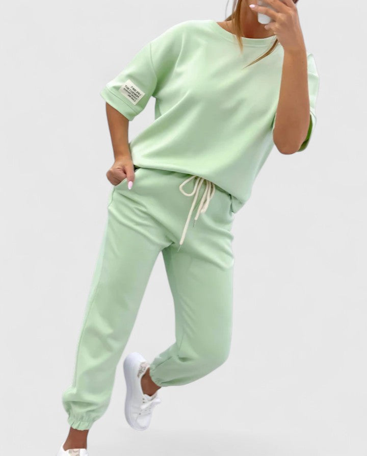 ISABELLA | STYLISH RELAXED-FIT 2-PIECE COMFORT SET