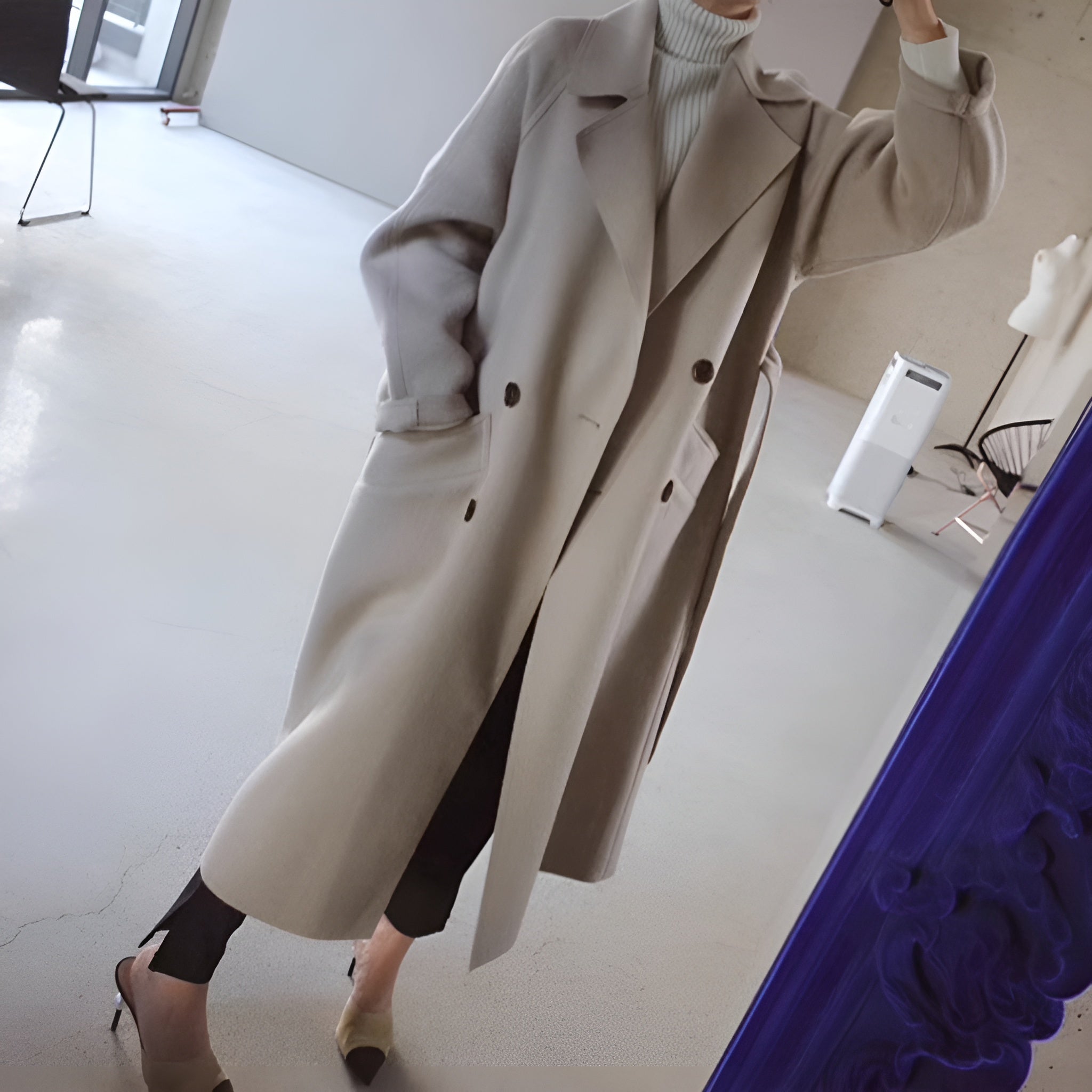 LILY | ELEGANT WINTER COAT WITH TUMMY COVERAGE