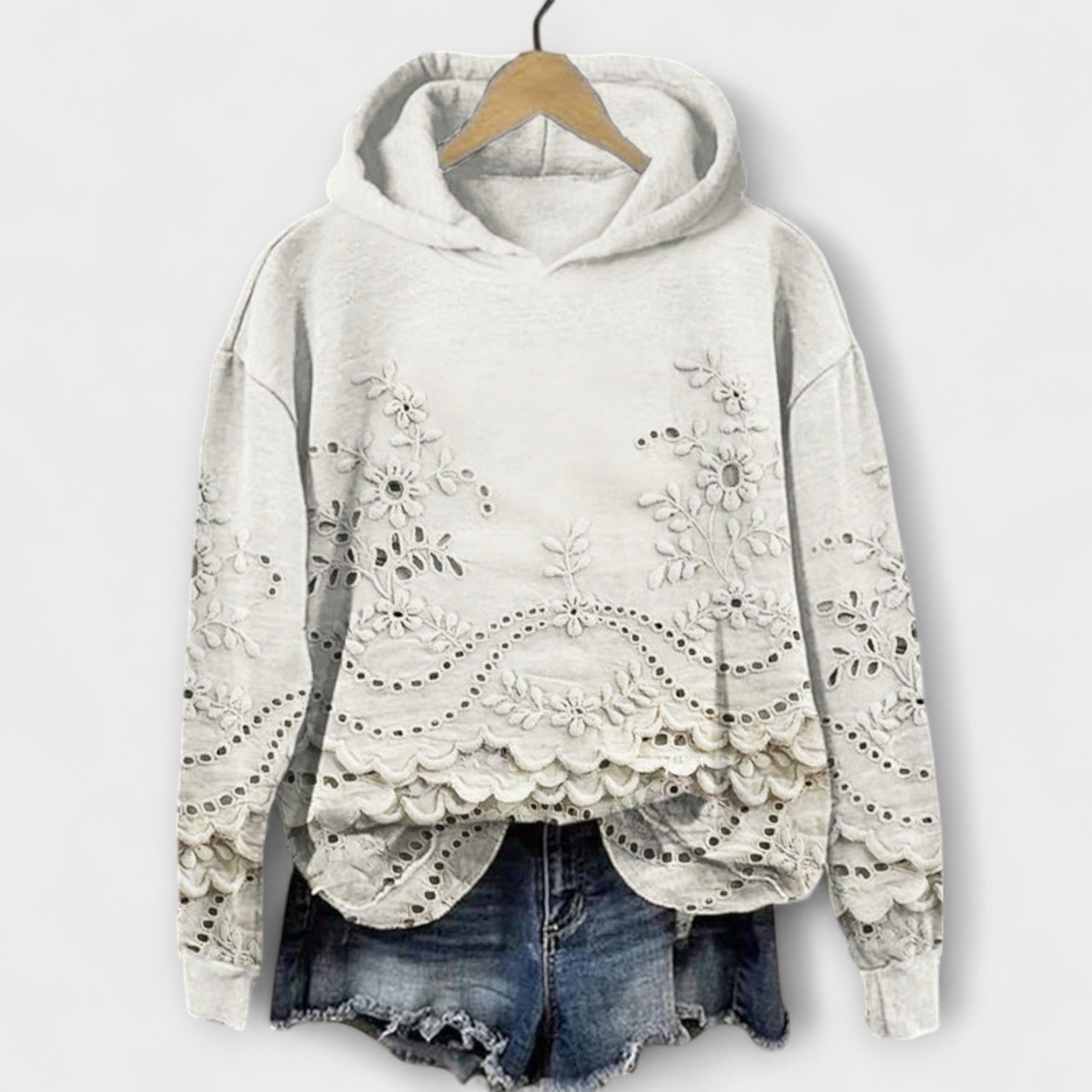 KIELA | ELEGANT HOODIE WITH LACE DETAILS