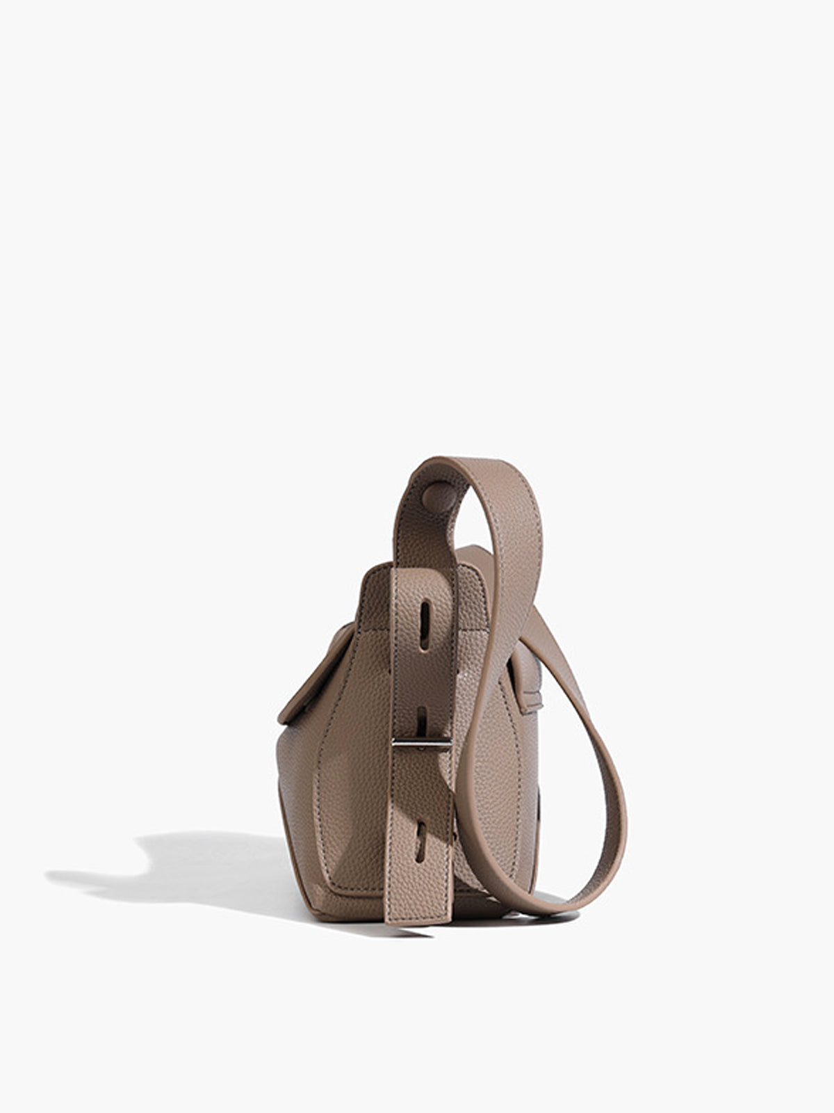 Ivy Adjustable Strap Crossbody Bag