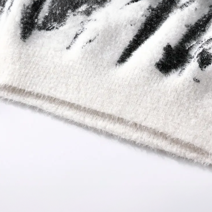 ALANA | ELEGANT WOMEN'S RELAXED-FIT BRUSHSTROKE SWEATER