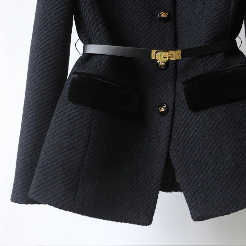 VALENCIA | ELEGANT TIMELESS COAT WITH TUMMY COVERAGE