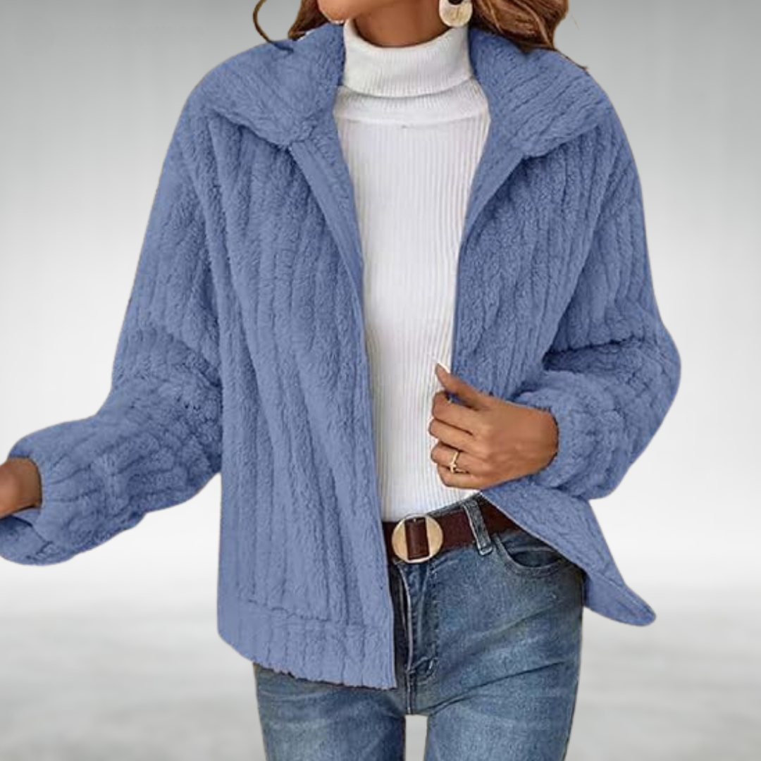 FREYA | COZY JACKET WITH RELAXED FIT AND ELEGANT TUMMY COVERAGE