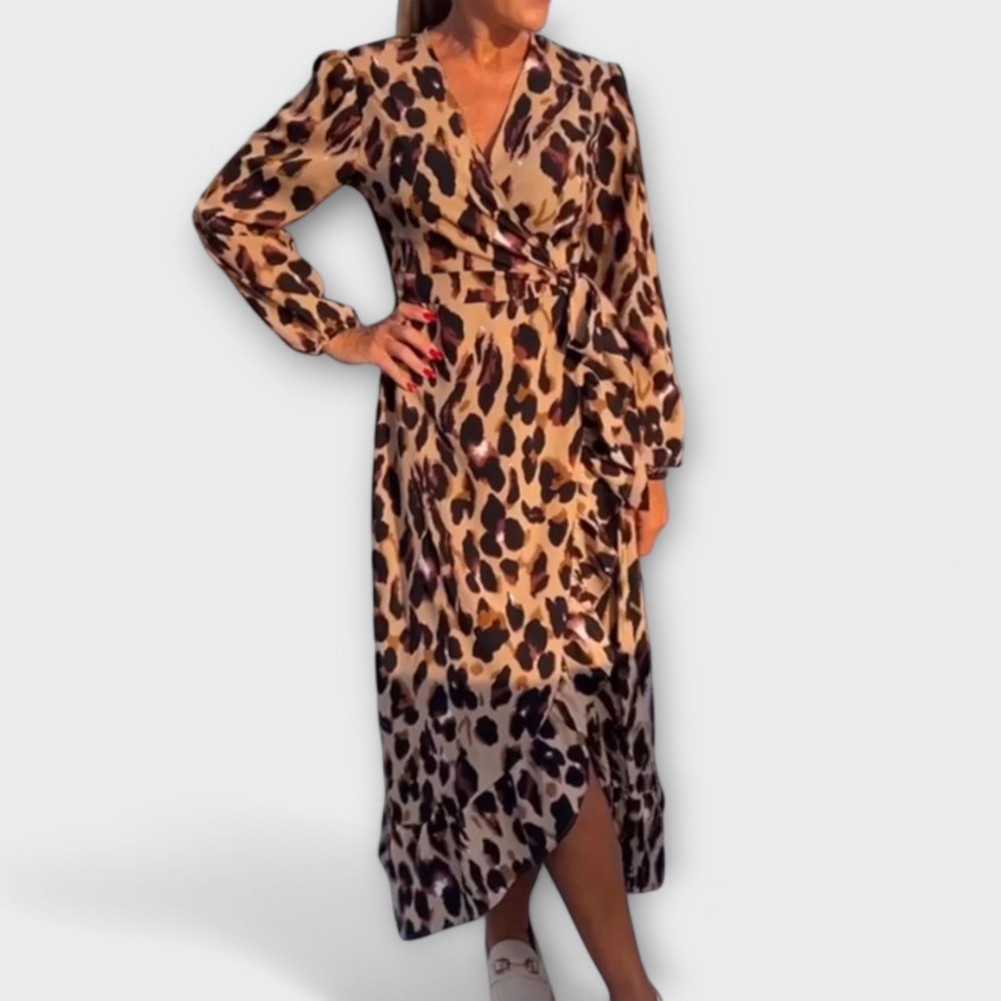 LIA – STYLISH RELAXED-FIT LEOPARD DRESS