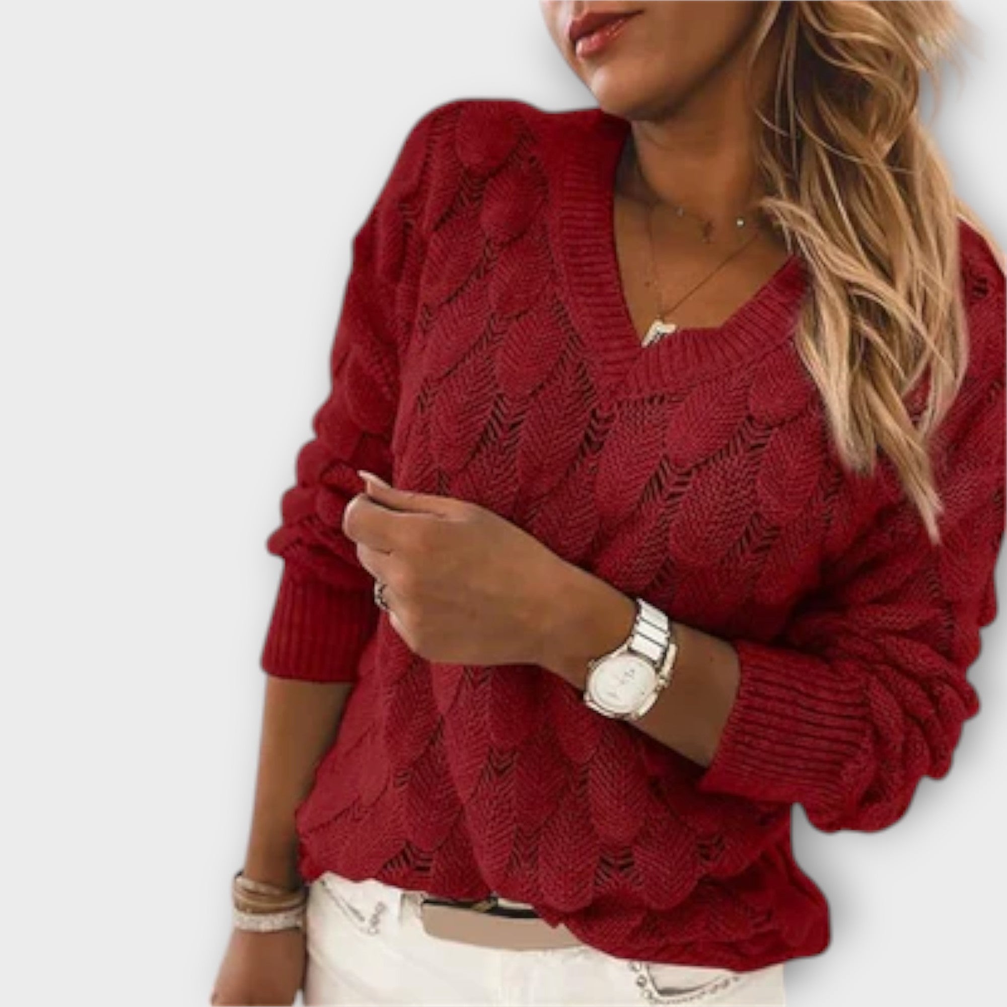 AINE | ELEGANT V-NECK SWEATER