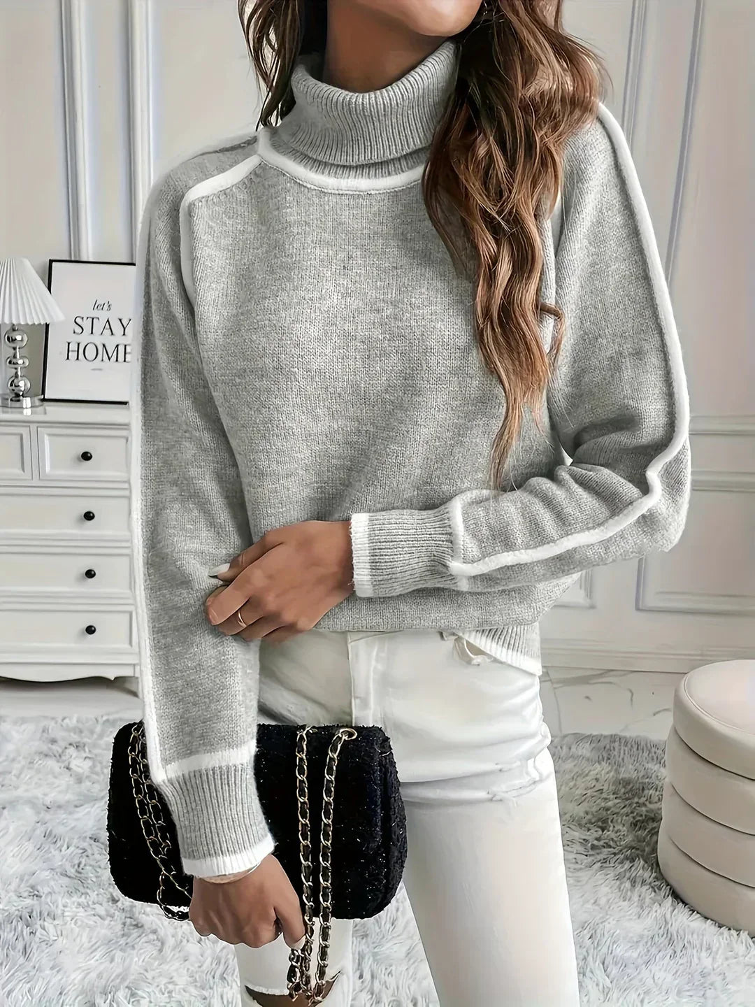 CHRISTINE | ELEGANT RELAXED-FIT TURTLENECK SWEATER