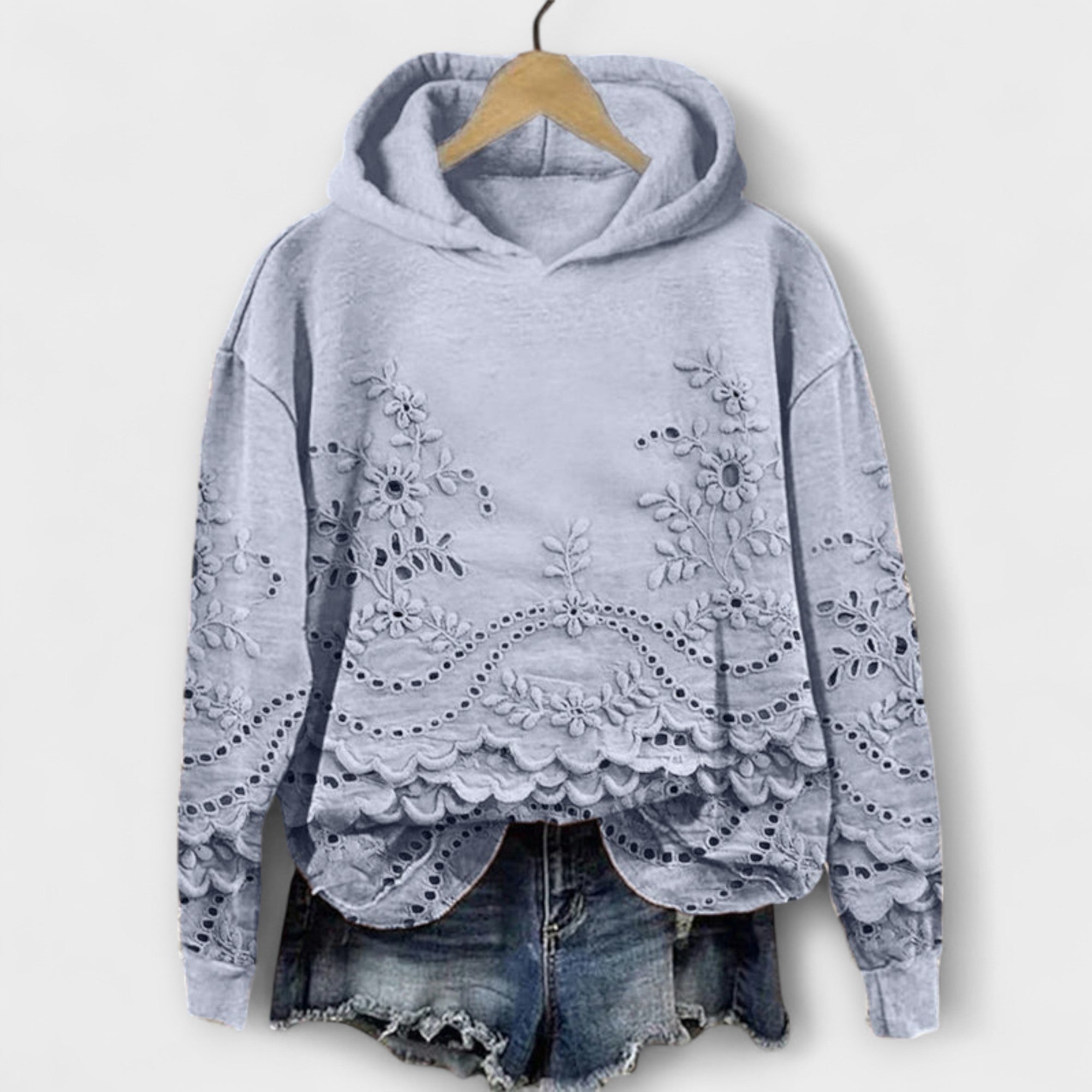 KIELA | ELEGANT HOODIE WITH LACE DETAILS